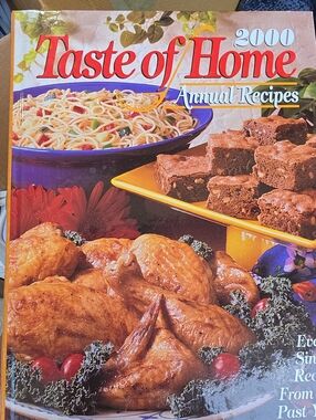 Taste of Home Annual Recipes 2000 Cookbook - Orange, Red, Blue